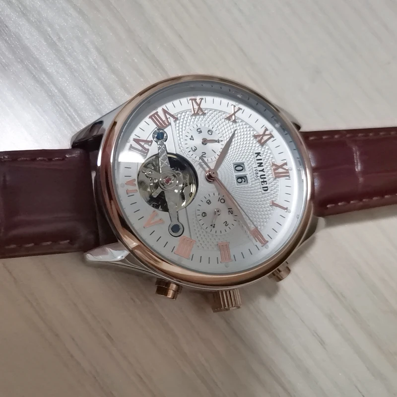 Automatische mechanische Herrenuhr: Stilvoll und wasserdicht