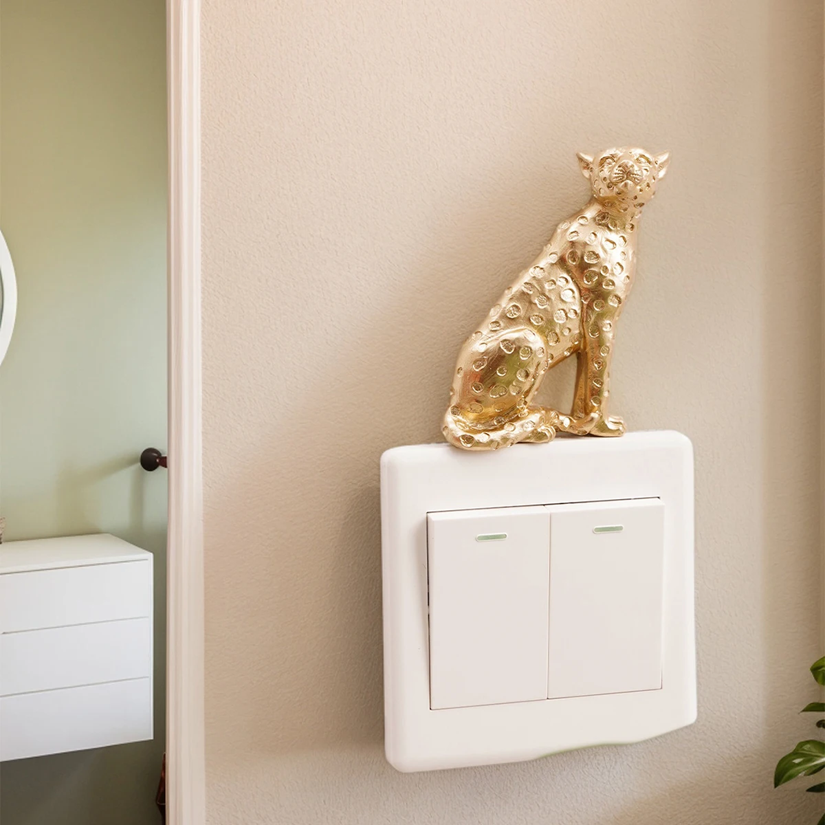 1PC, cartoon cute animal series switch stickers, modern creative resin material for home decoration, suitable for living room