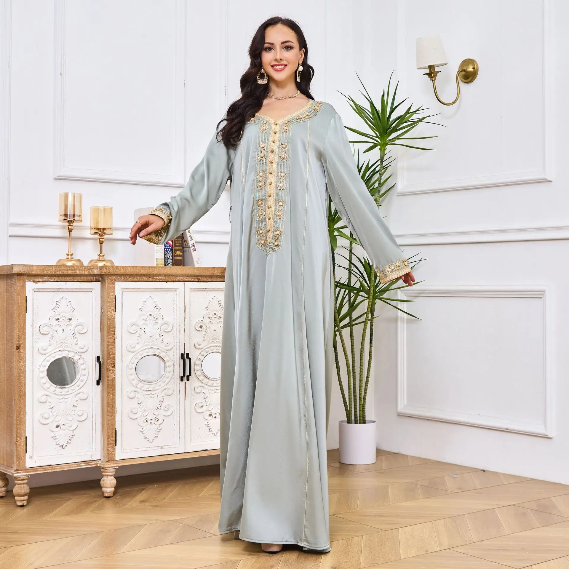 Fashion Turkish Abaya Woman Dubai Solid Diamonds Full Sleeve V-Neck Belted Clothing Elegant Muslim Female Long Dresses