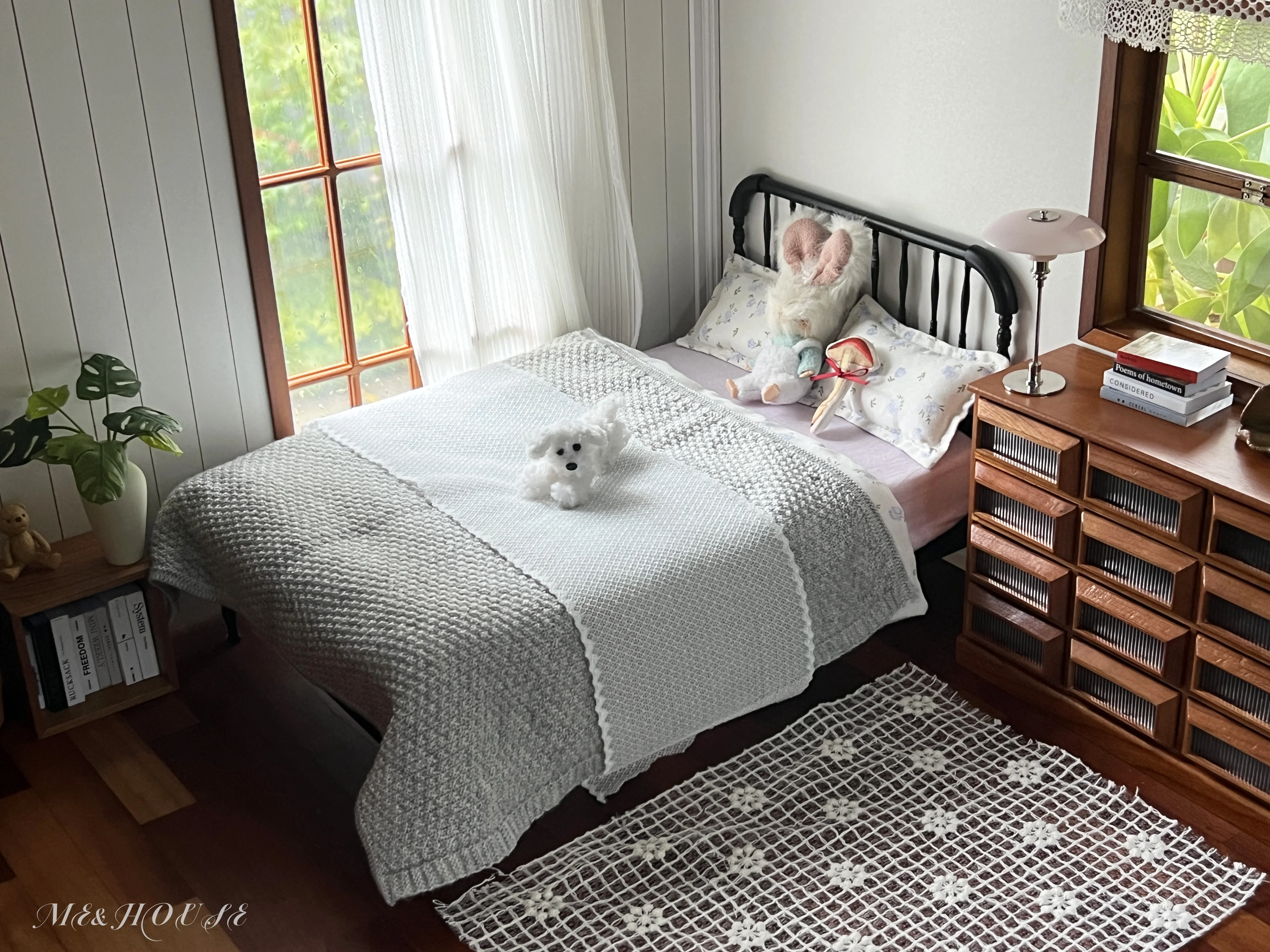 1/6 doll house miniature toy  bedding set of four single bed pillow quilt hat（Bed and gauze not included） 3