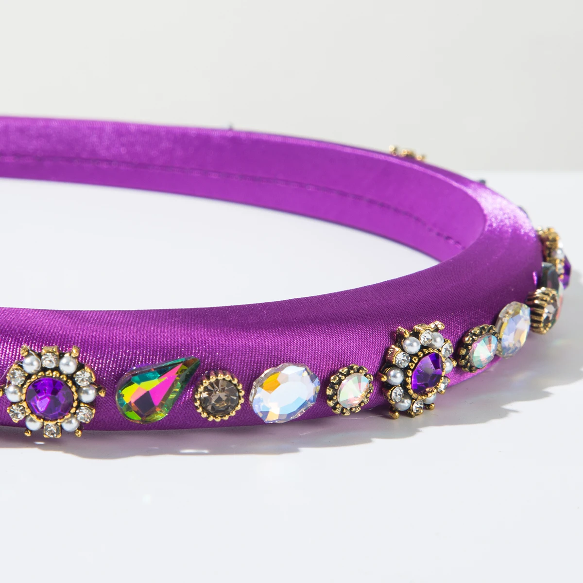 Korean Version New Temperament High-end Rhinestone Flower Headband, Versatile For Going Out Pressed Hair With Thin Edge Headband