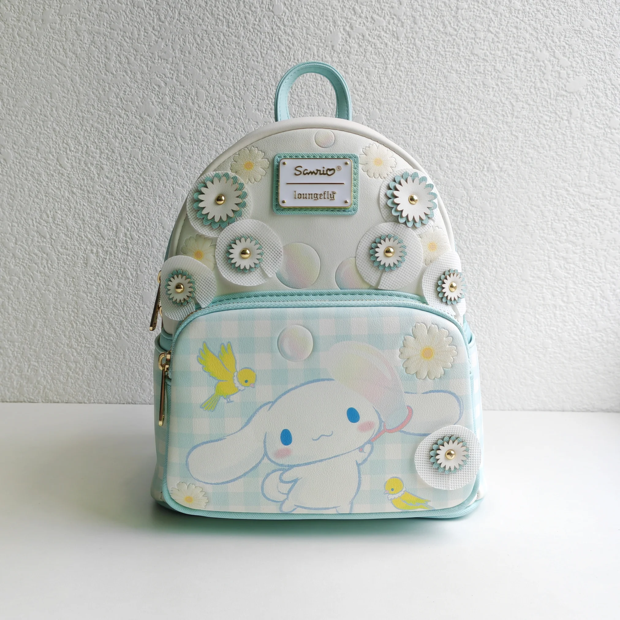 thumbnail image 1 of Mochila Loungefly de la familia Sanrio, mochila de Hello Kitty, mochila para escuela primaria, mochila para mujer, bolso informal, regalo de cumpleaños para novia, 1 of 5