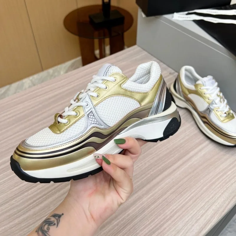 

High quality mesh casual sports shoes with lace up round toe running shoes for women, comfortable patch flat shoes for men/women