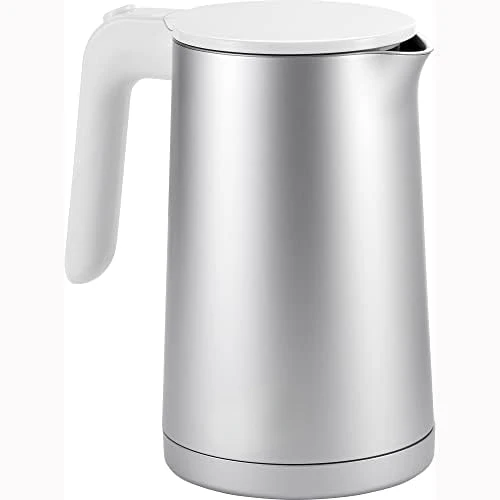 

Cool Touch 1.5-Liter Kettle Pro, Cordless Tea Kettle & Hot Water, Silver