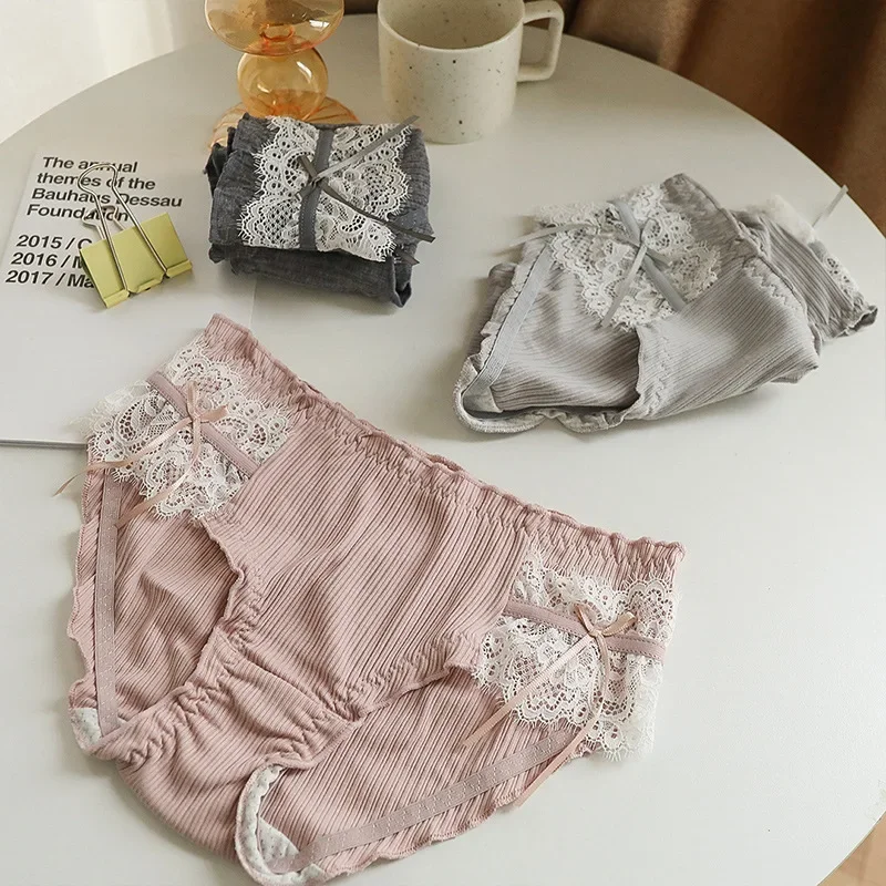 

Elegant Girls' Underwear Pure Desire Bow Tie Low Waist Comfortable Cotton Wrap Hip Breathable Triangle Pants for Women