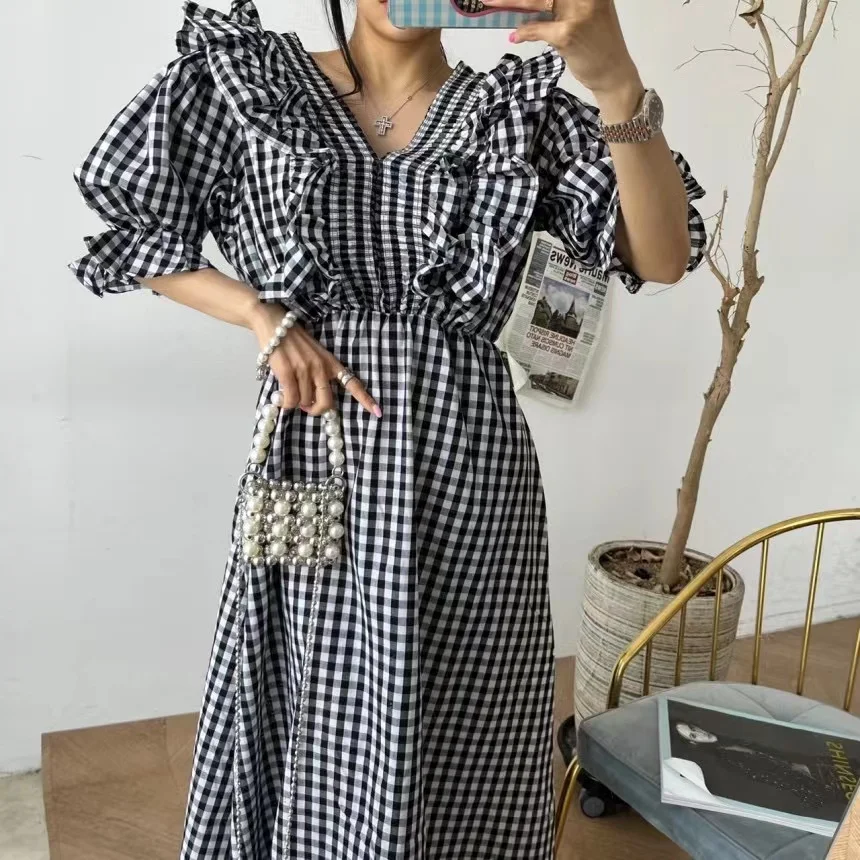 

Clever sense of age reduction playful wooden ear edge high waist temperament high street style long dress summer