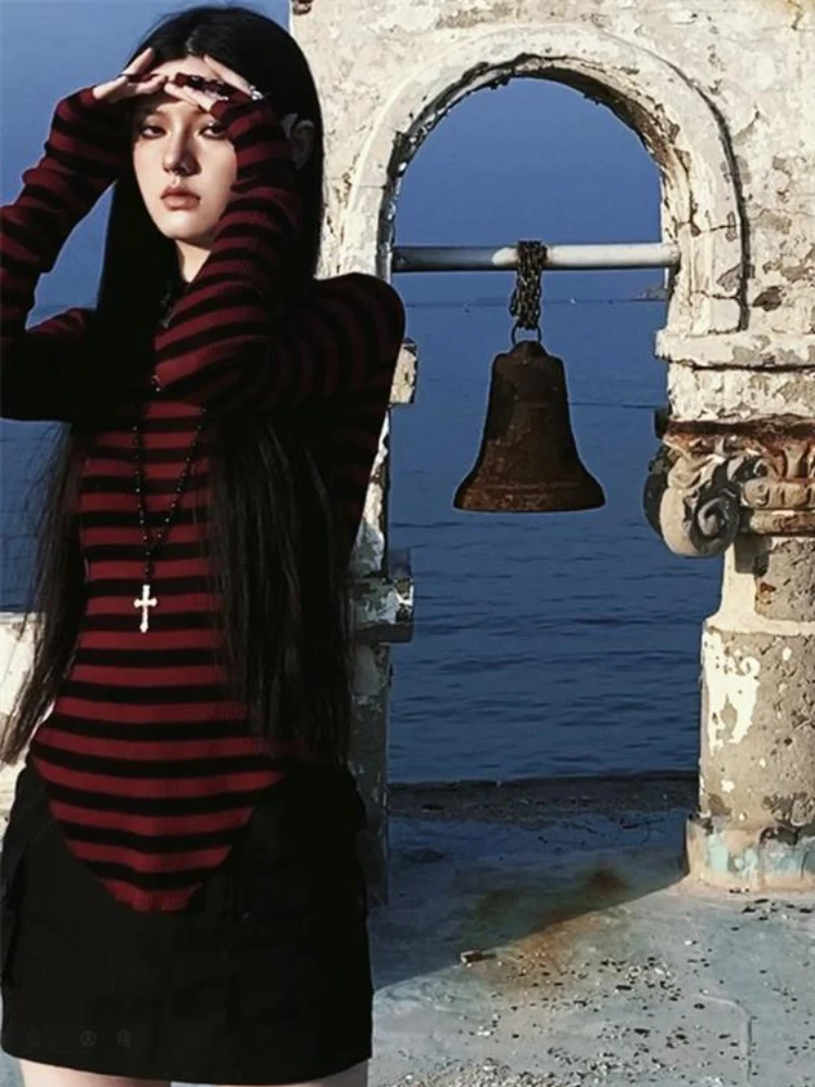 Red Striped Pullovers Gothic Y2k Clothes Emo Girls Long Sleeve Asymmetrical Harajuku Slim Kawaii Retro Pull Femme Sweaters Chic