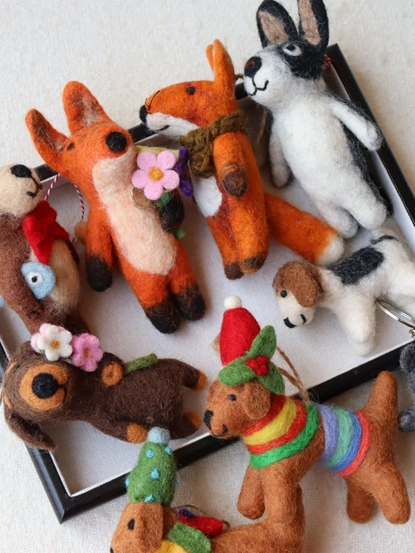 Handmade Wool Felt Keychain Cute  Rabbit Dog Doll New Year Hanging Ornament Bag Decorations Cr Toy Pouch Accories