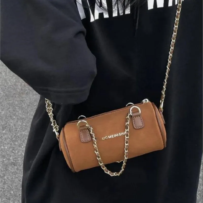 Retro Chain Cylinder Handbag Women Leather Frosted Large Capacity Shoulder Bag Ladies High End Fashion Pillow Crossbody Bag 2025