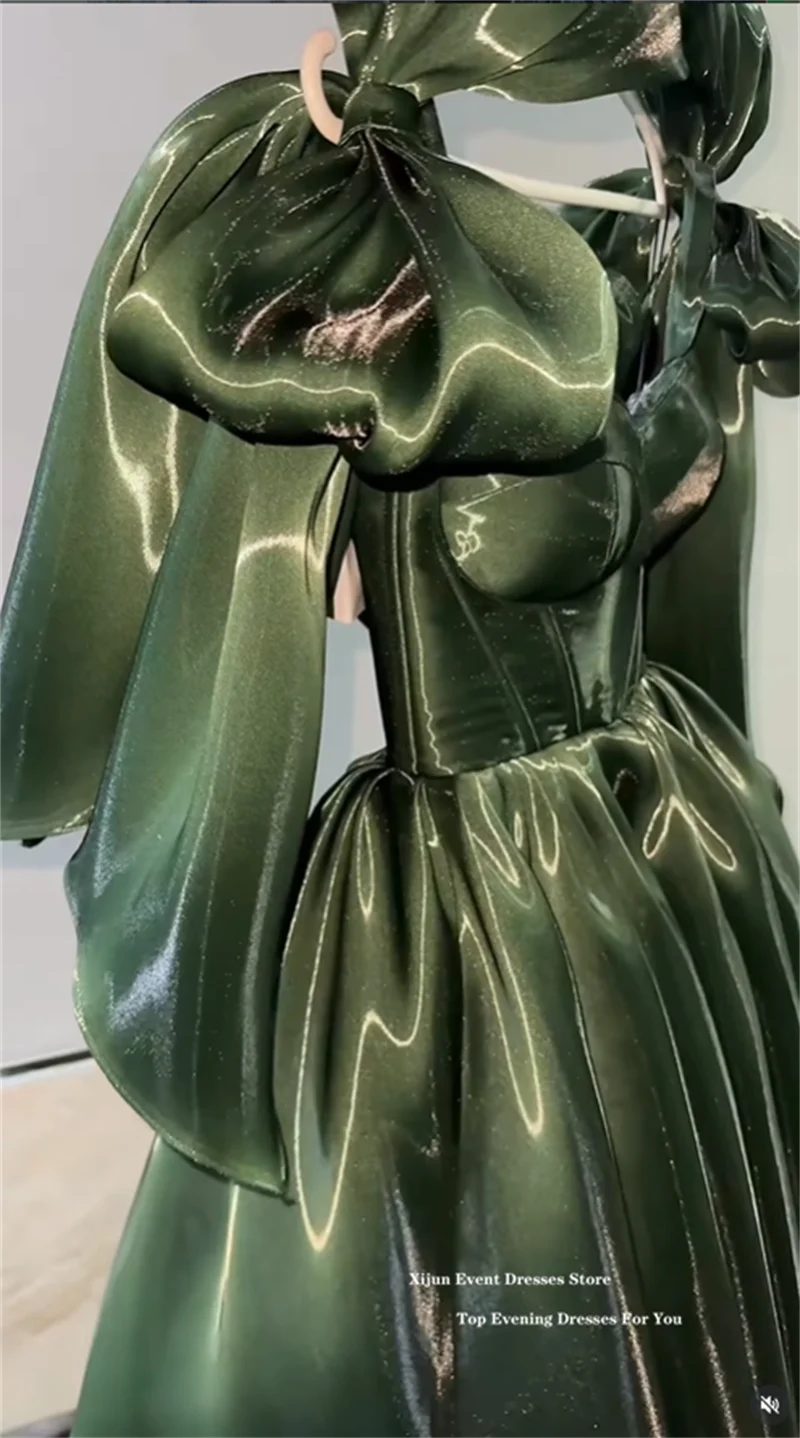 Xijun Moderne grüne kurze Abendkleider, Mini-Abschlussballkleider mit herzförmigem Schleifenriemen, A-Linie, Mini-Party-Cocktailkleider, individuell gestaltet – Detail 5