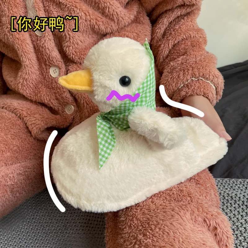 

Autumn and Winter 2022 Cute Cartoon Duckling Plush Women's Cotton Shoes Warm Flat Shoes Soft and Non slip Lovers Fluffy Shoes