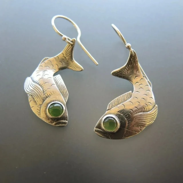 Fish Animal Green Stone Drop Silver Color Earrings 1