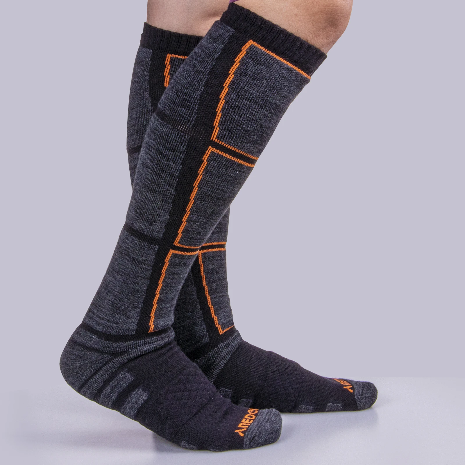 YUEDGE Breathable Thick Cushion Knee High Winter Sports Snowboarding Skiing Socks Winter Warm Thermal Socks(2Pairs/Packs) 37-45