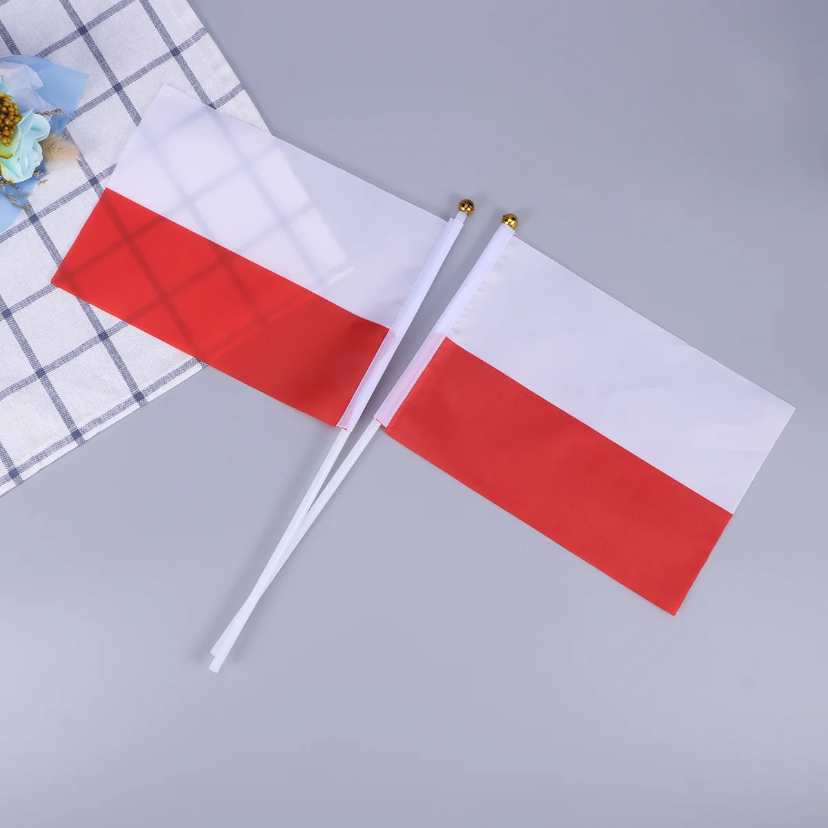 

Hand Held Small Poland Stick Flags Hand Held Flag On Stick for Celebration Sports Clubs Festival Events Party Decor