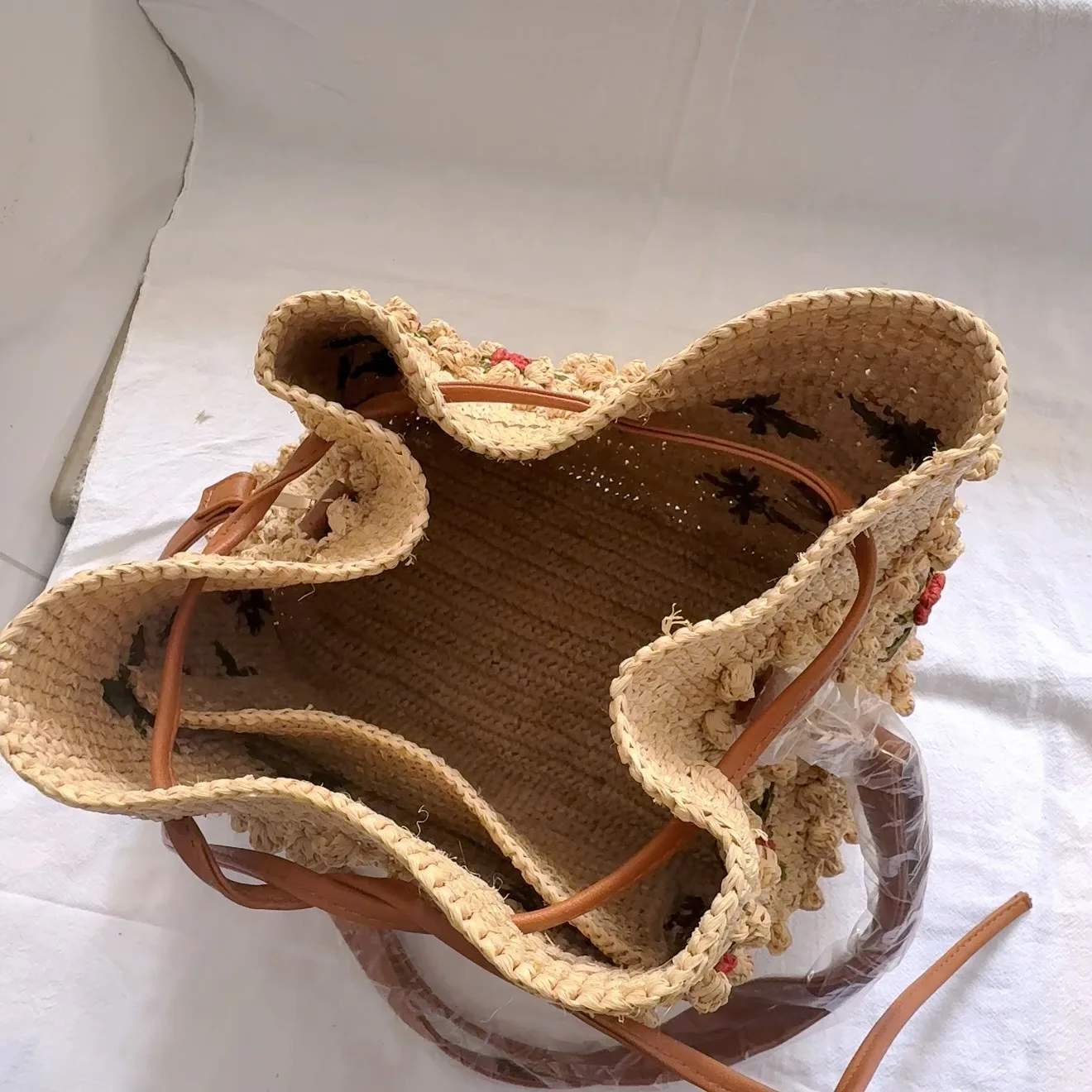 2025 New French Fashion Handmade Flower Natural Raffia Straw Grass Bag For Women Luxury Designer Handbags Beach Tote Bag