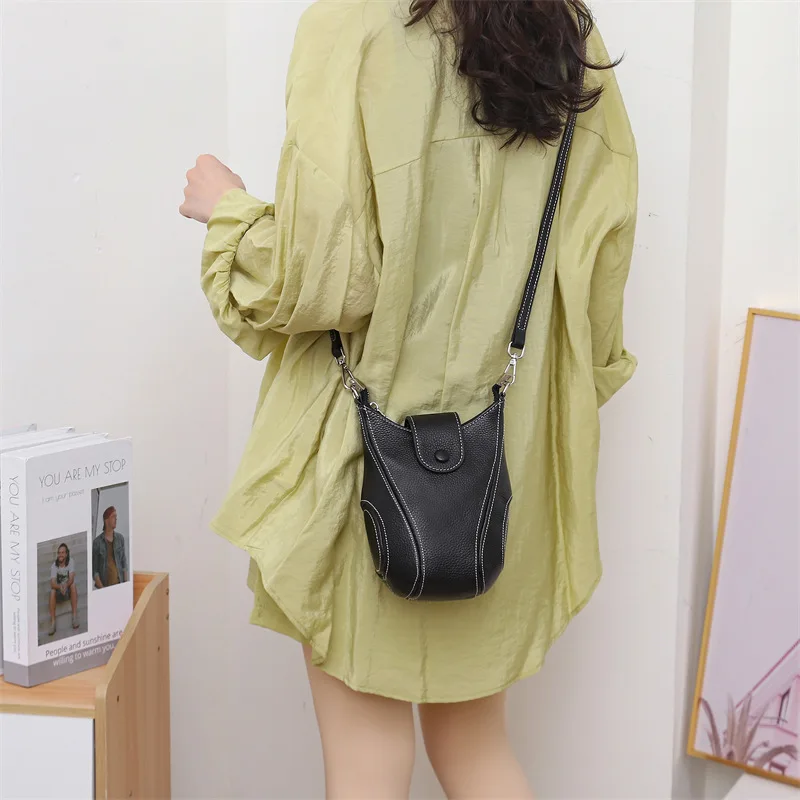 New Fashion Leather Baseball Crossbody Bags Casual Girls Small Shoulder Bag Summer Simple Women Purse