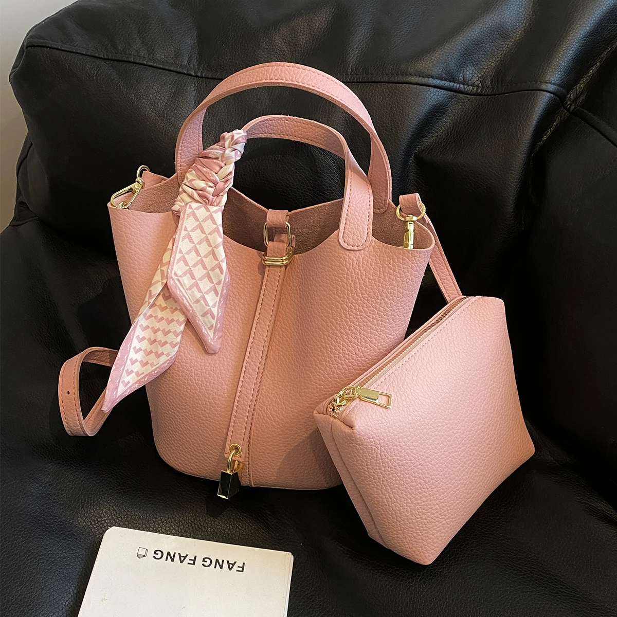 2025 New Vegetable Basket Women's Bag Mother-In-Law Bag Bucket Bag Large Capacity Commuter Handbag Hand Bag Crossbody Bag for Women