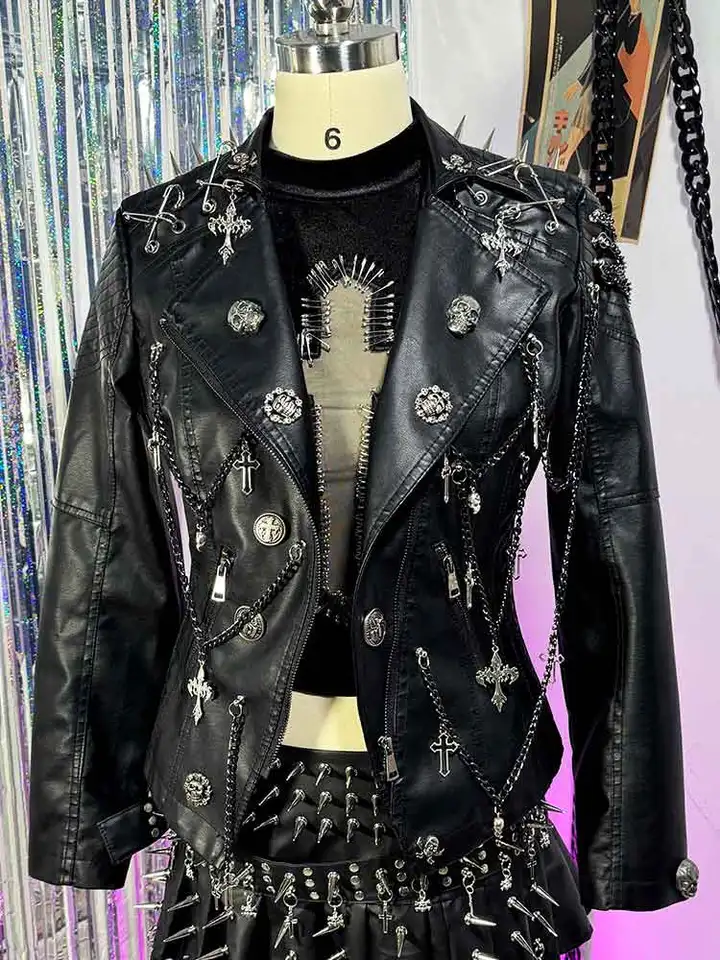 90s Y2K Vegan Leather Skull Jacket Coat Harajuku E-Girls Pin 90s Y2K Vegan Leather Skull Jacket Coat Harajuku E-Girls Pin