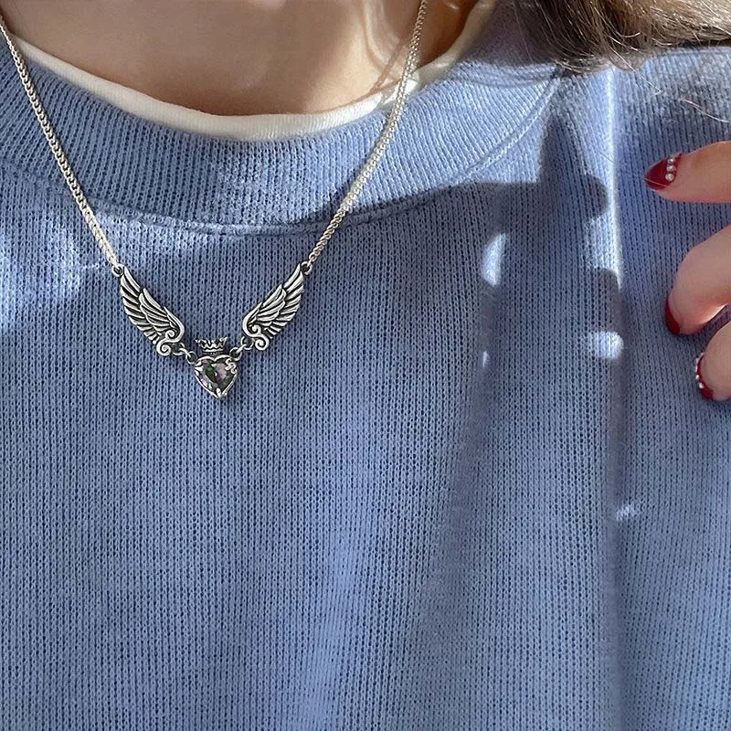 Heart Crown Angel Wings Pendant Necklaces for Women Fashion Exquisite Love Shape Clavicle Chain Choker Vintage Gothic Jewelry