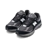 New Balance NB 2002R Chaussures de course décontractées à tige basse, respirantes, antidérapantes, à coussinets, style rétro, noir/gris M2002RR1 4