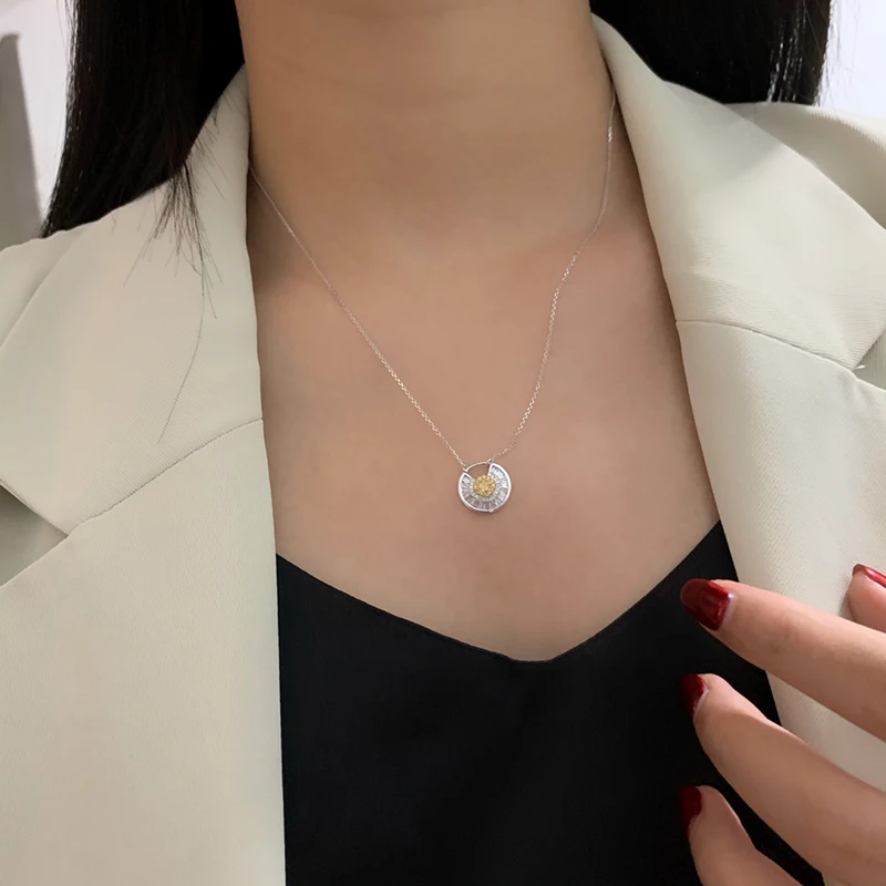 LUOWEND 18K Solid White Gold Necklace Real Yellow Diamond Pendant Necklace Fashion Shape Exquisite Fine for Women Birthday Gift