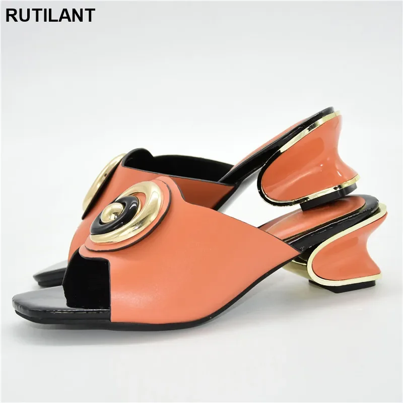 

Новейший дизайн, элегантные женские удобные сандалии на платформе, итальянские женские высококачественные свадебные туфли в африканском стиле, женские туфли-лодочки без застежки