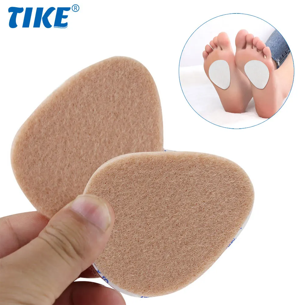 

1Pair Metatarsal Felt Feet Pads Insert Pads Ball of Foot Cushion Pain Relief Forefoot Support Adhesive Foam Foot Cushion Pad New