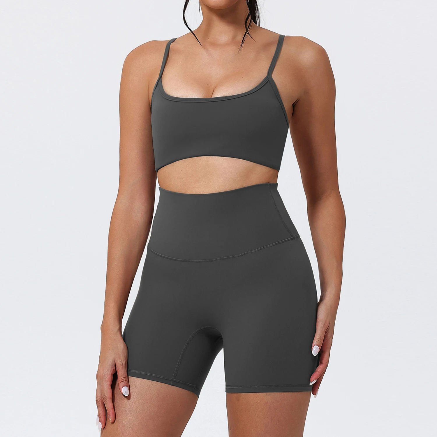 Gray / L