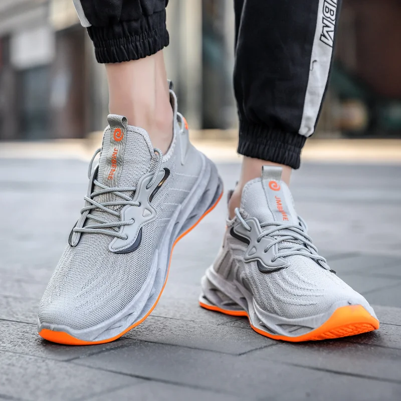 

New Men's Outdoor Sneakers Fly Weave Trendy Breathable Damping Running Shoes Fashion Blade Design Anti Skid Male Casual Shoes