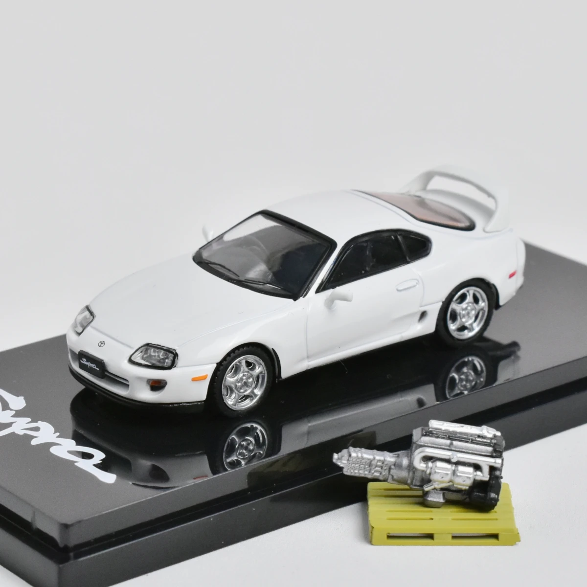4L-270 ホビージャパン 1/64 トヨタ SUPRA (A80) Hobby Japan Toyota Supra A80 (Engine) Black Car Diecast 1:64