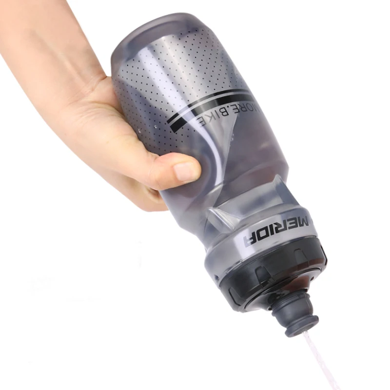 Cycling water bottle cycling sports water cup team version portable squeeze type kettle (MERIDA)