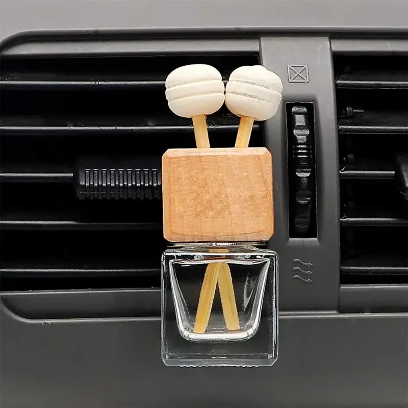 8ml Empty Car Air Freshener Pendant Clip Vent Outlet Diffuser Essential Oil Glass Vial with Wooden Cap Car Fragrance Container 5
