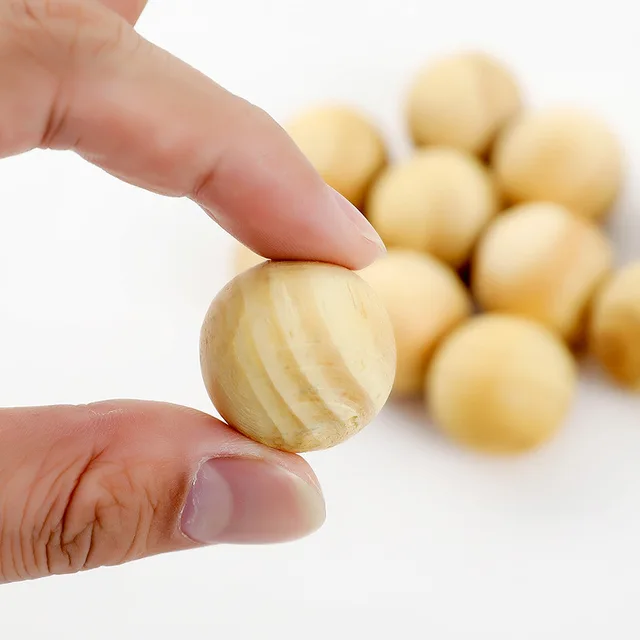 5 db Cédrus Fa Lepkék Golyók Rovar Kámfor Golyó Természetes Penészszekrény Ruhás Ruhák Fiók Kártevőirtó Hiba Taszító Otthoni Szerszámok - Image 6