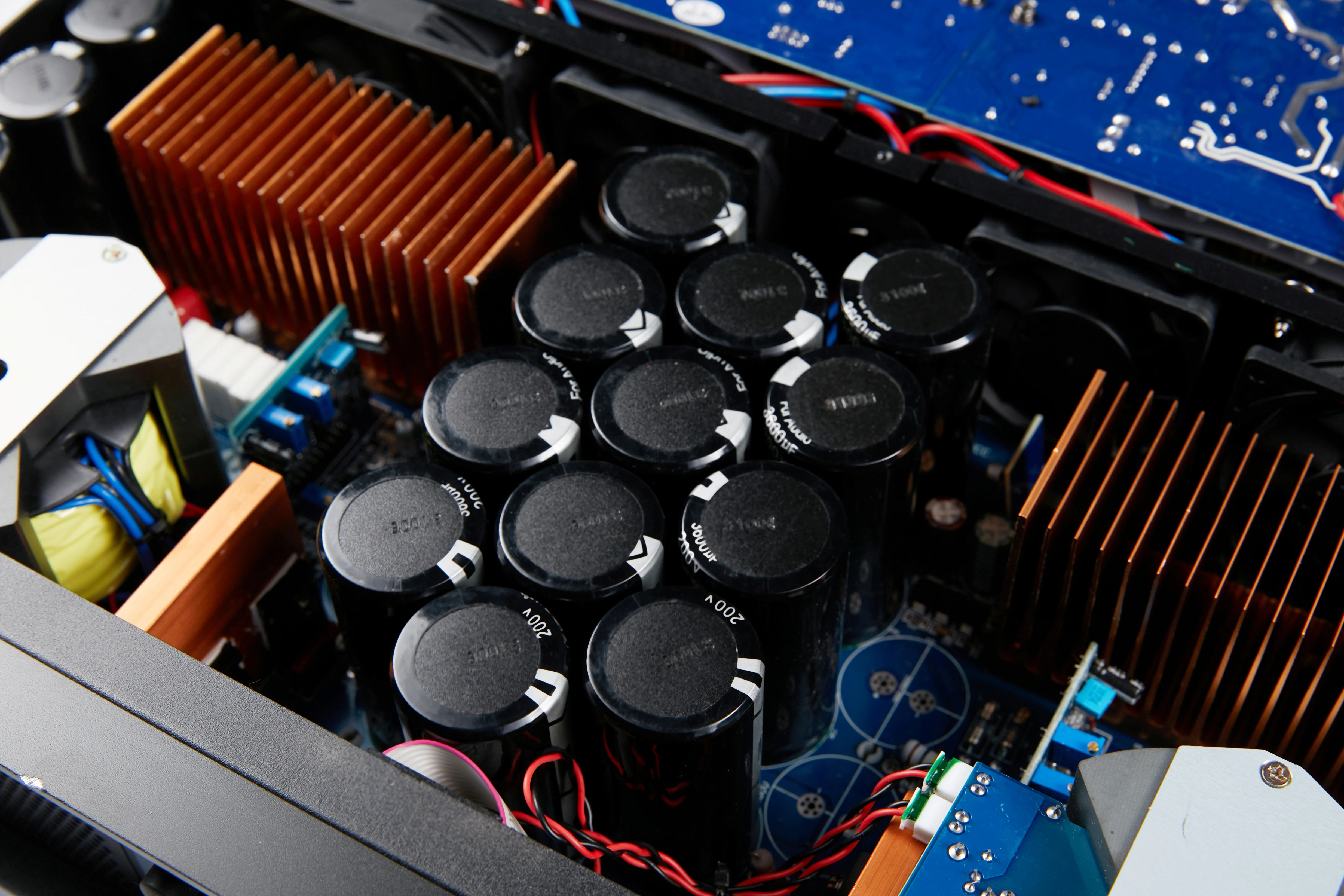 FP20000Q 전문 파워 앰프 4채널 2200W×4 8Ω 클래스 D 스위칭 앰프 (무대 공연, 노래방용)