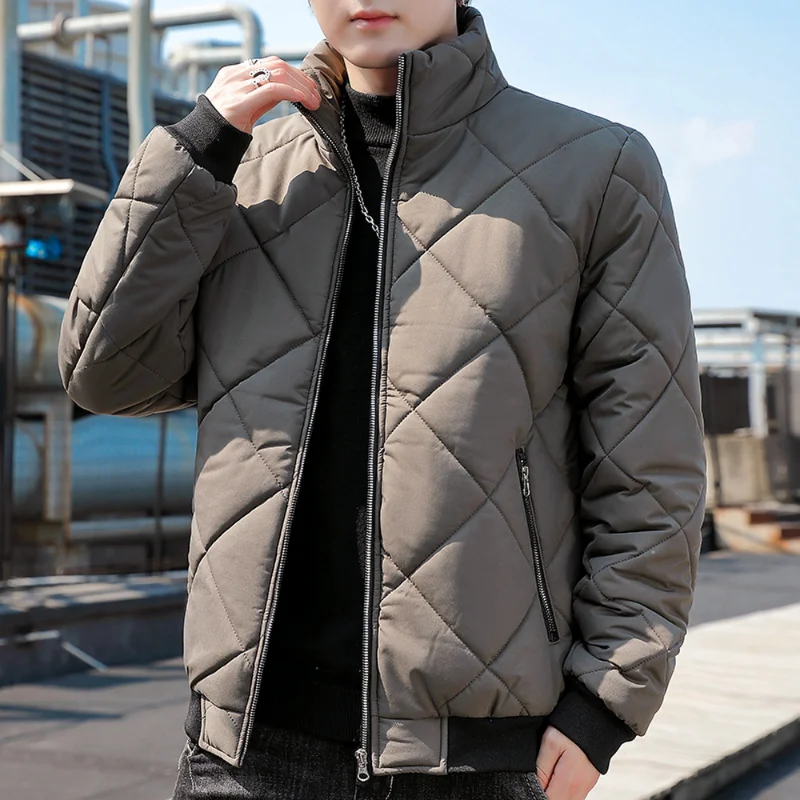 

Мужская приталенная куртка-пуховик с воротником-стойкой, в клетку