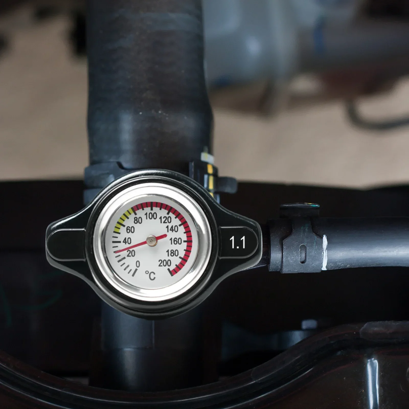 Thermo Radiator Cap Tank Cover Water Temperature Gauge 0.9 Bar/ 1.1 Bar/1.3 Bar Car Motorcycle Styling radiator cap