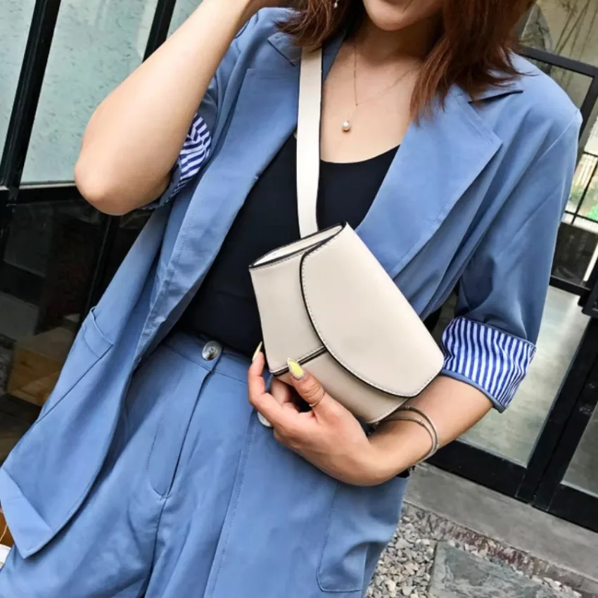 Fashionable Small Waist Bag Versatile Women Small Delicate Snake Skin Decorative Belt Saddle Bag Fashionable Sweater Belt Trendy