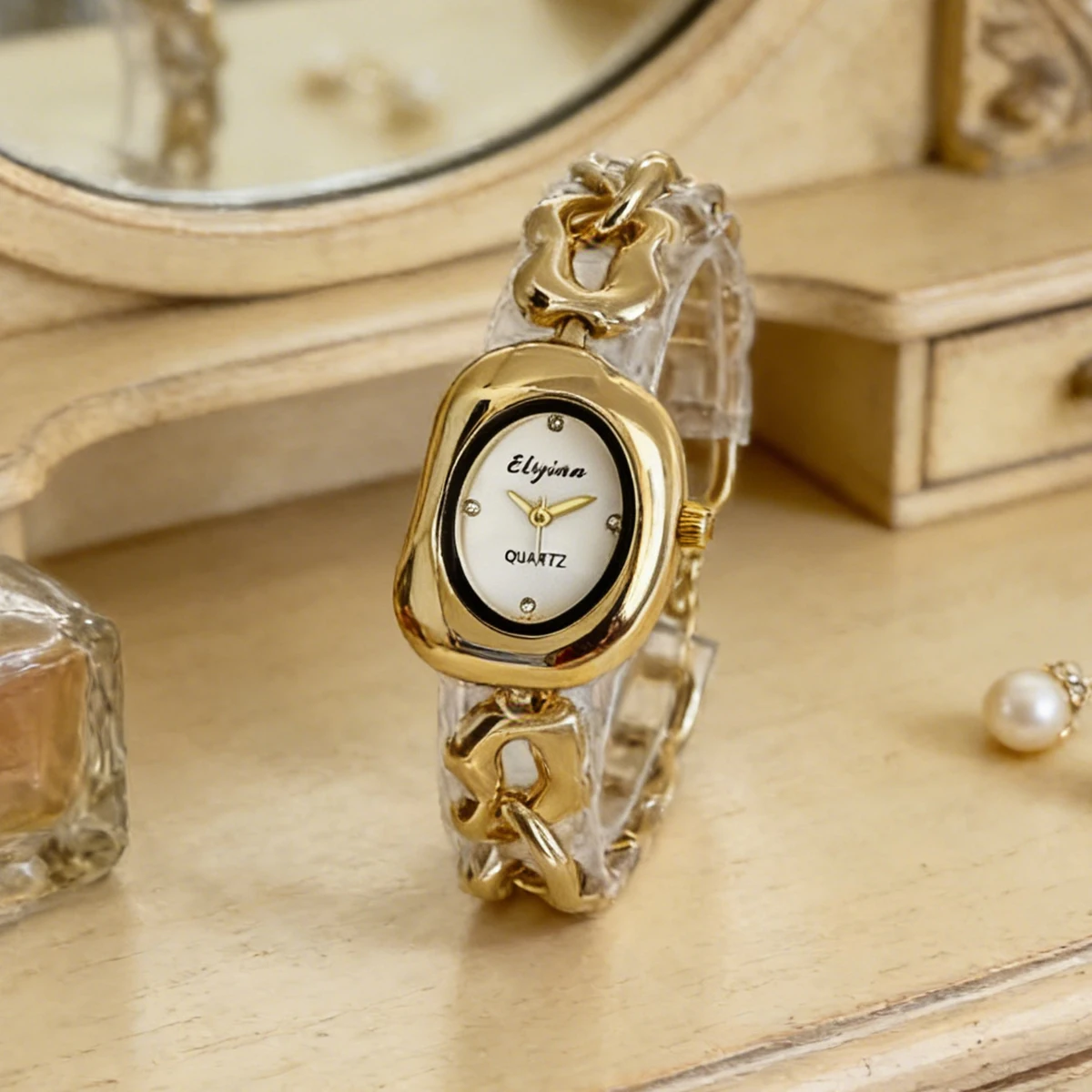 Chic Oval Dial Women's Watch with Chain Bracelet - Simple, Versatile, and Elegant