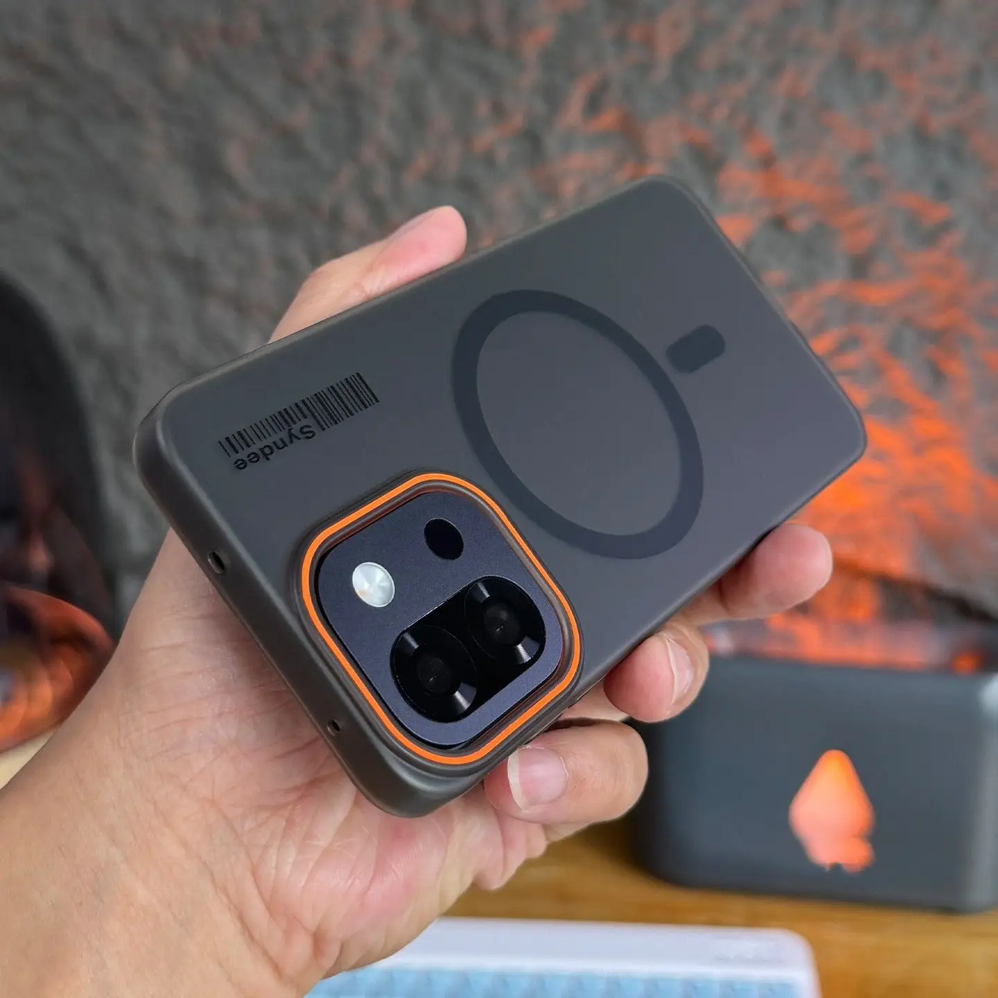 Luxurious Magnetic Lens Protection Case - Shockproof Bumper Cover