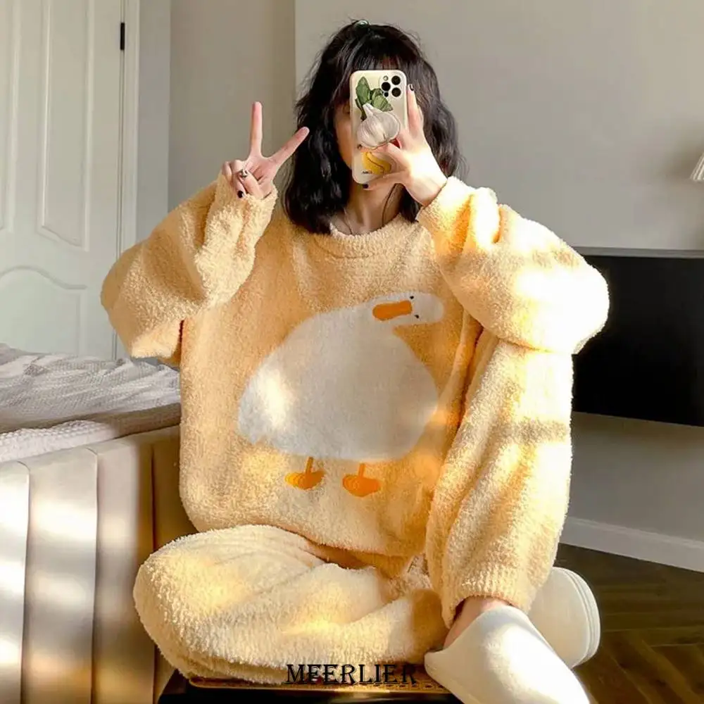 Plus Size 6XL 150kg Winter Warm Flannel Pajamas for Women Sweet Velvet Thicken Loose Sleepwear Set Coral Home Clothes