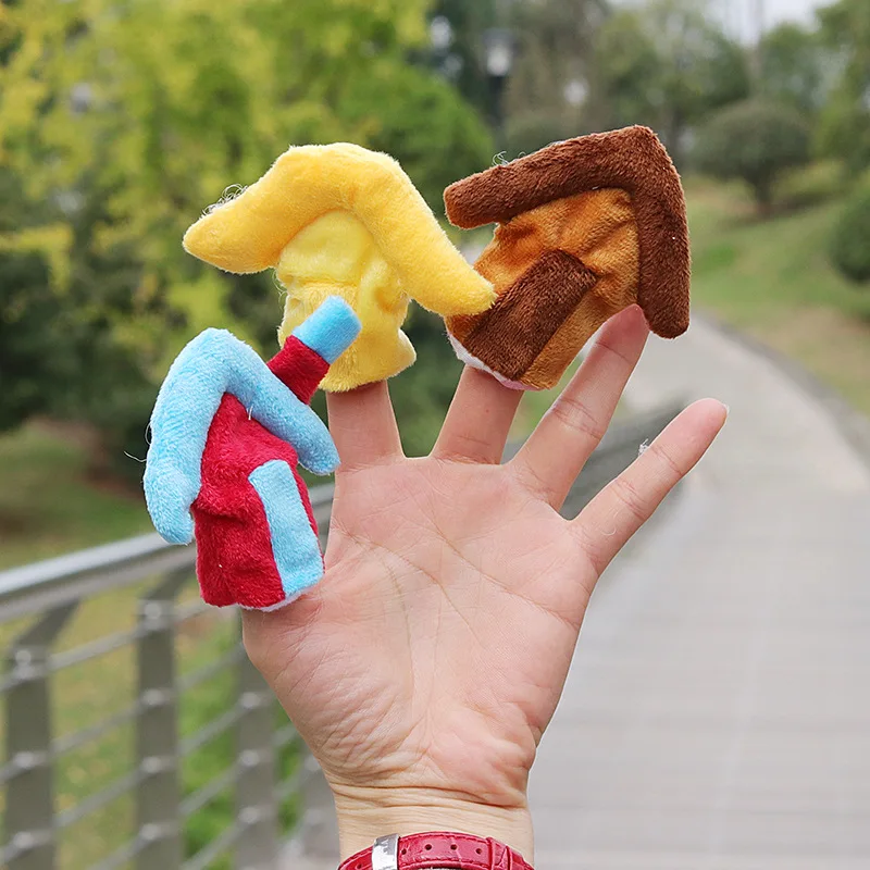 Animal Finger Puppet 8pcs/lot Baby Cartoon 3 Little Pigs Characters Finger Puppets Theater Show Soft Dolls Props Kids Toys for Children Gift Game