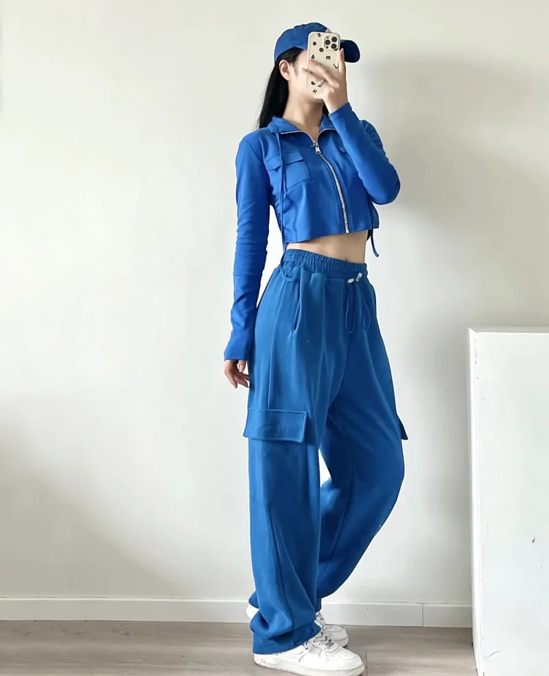 Women Solid Cotton Cargo Jogger Sweatpants With Drawstring Cuff Detail