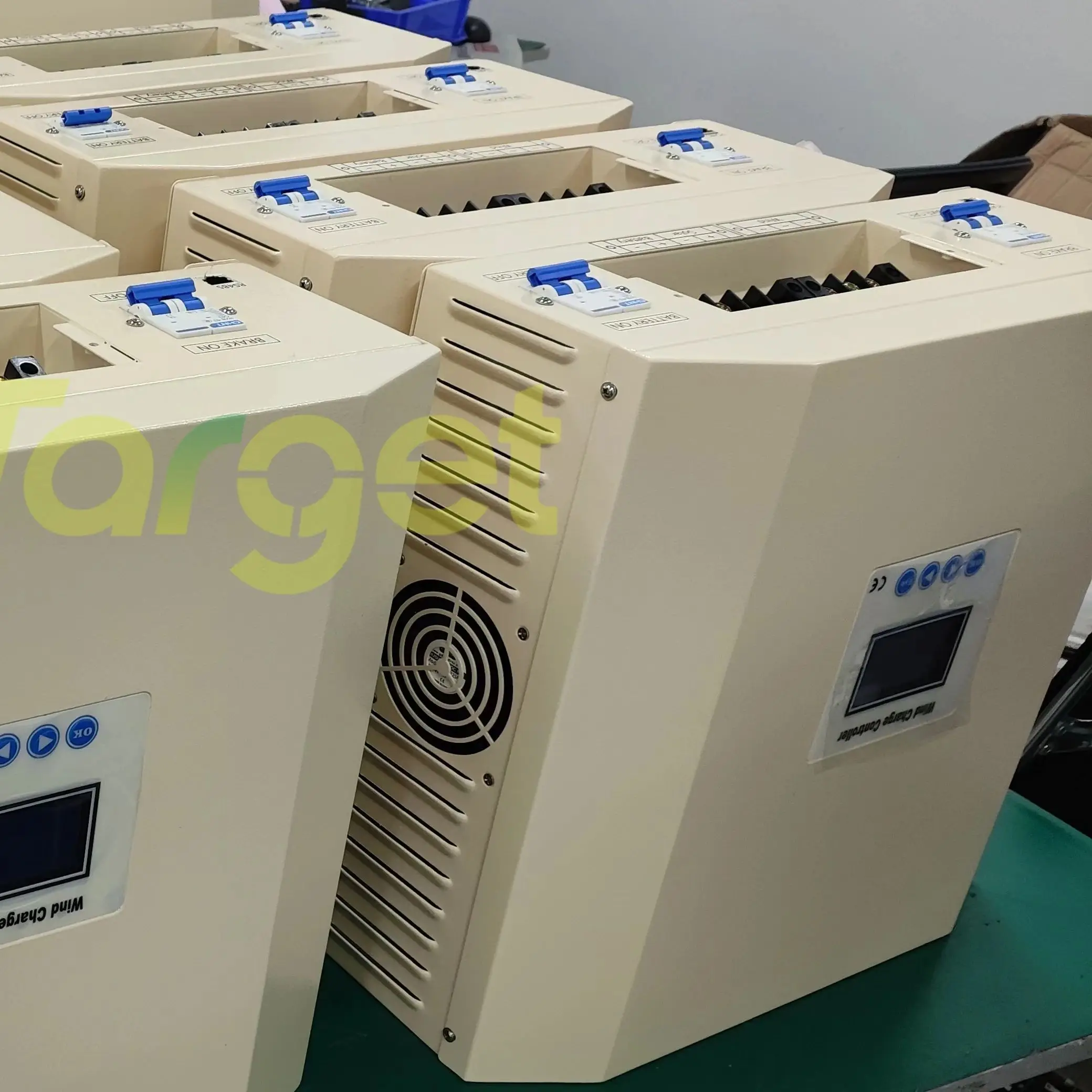 Wind Solar Hybrid System Controller 12V-240V 5000W 10000W 12000W High Efficiency Regulator For Home Appliance Wind Generators
