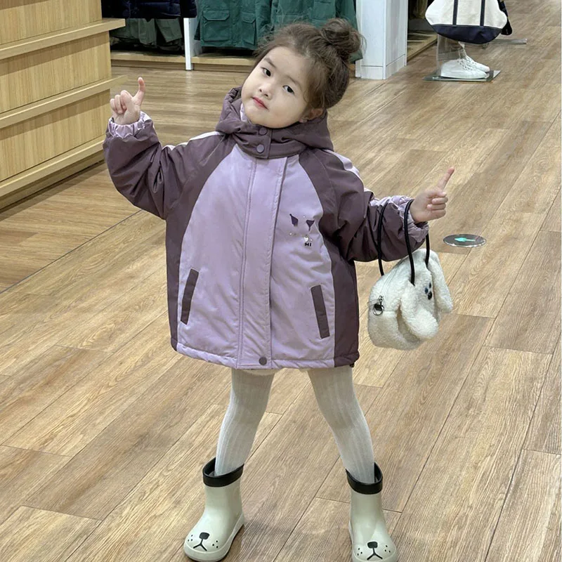 

2023 Winter New Children's Wear Girls' Cotton Clip Colored Hooded Coat Thickened Charge Coat 2-93