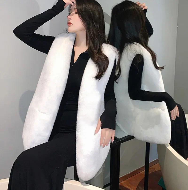FANIECES High quality Fashion furs Coats Women's Fur Vest Coat with Pocket Luxury Faux Fox Warm Women Coat Vests Winter Overcoat