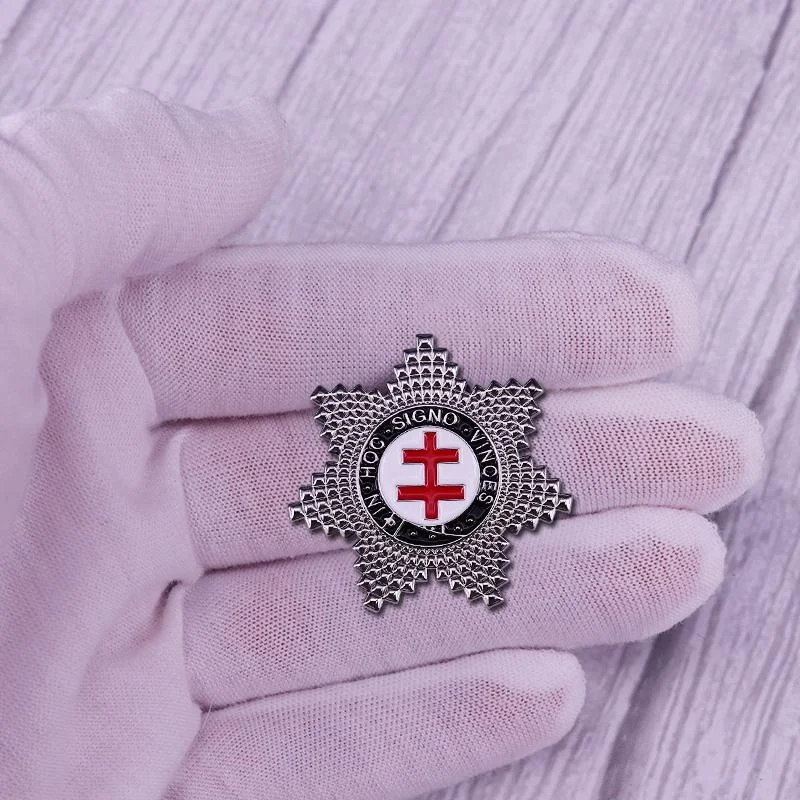 Elegant Vintage Knight's Templar Star Lapel Pin Badge