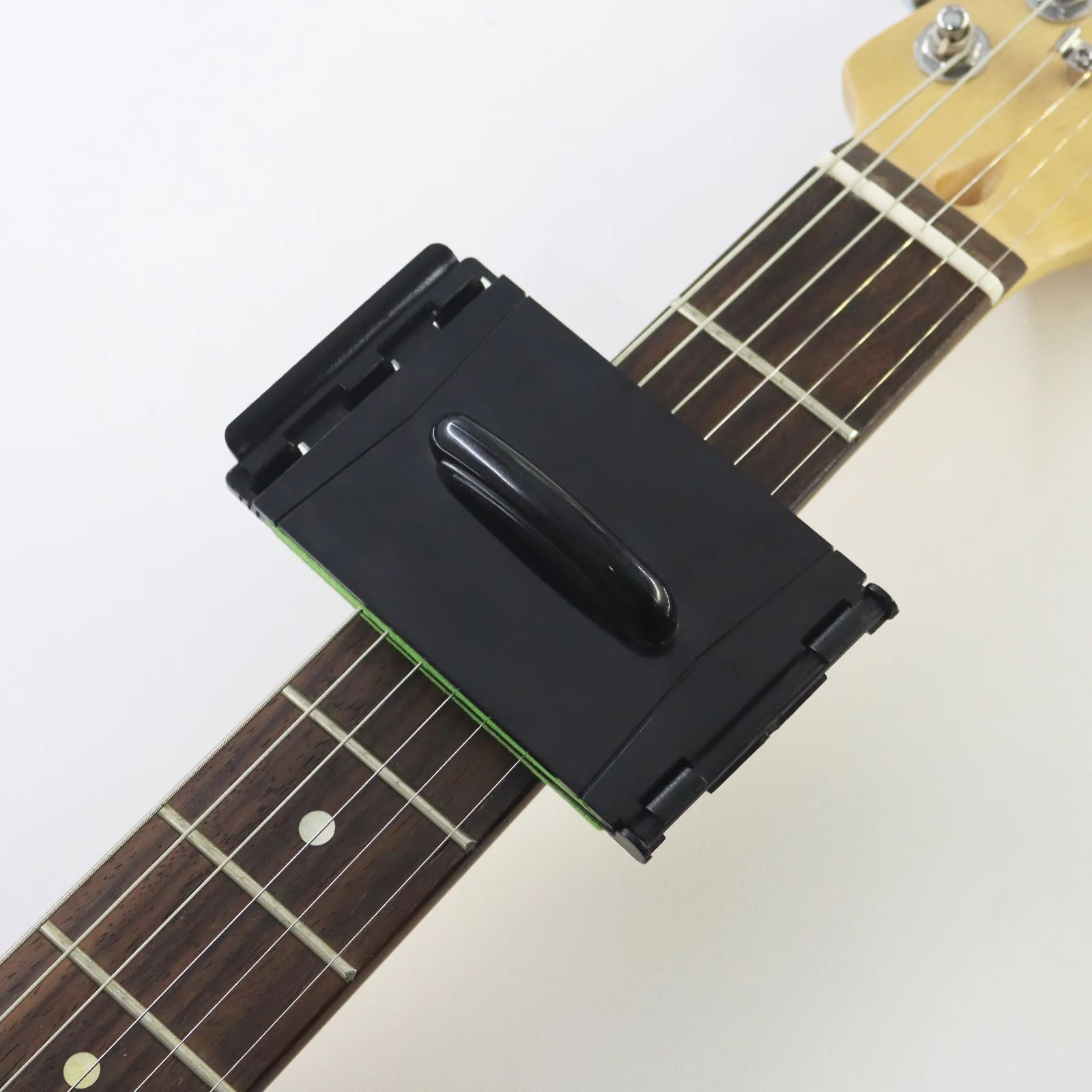 Kit per la pulizia delle corde e della tastiera della chitarra - Strumento di cura premium con panno in microfibra per chitarra elettrica, basso, chitarra acustica, ukulele - Image 4