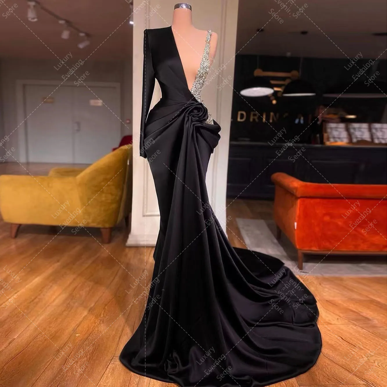 

Luxury Black Mermaid Evening Dresses For Woman Beads Sexy V Neck One Shoulder Pleat Satin Prom Gowns Formal Party فساتين السهرة