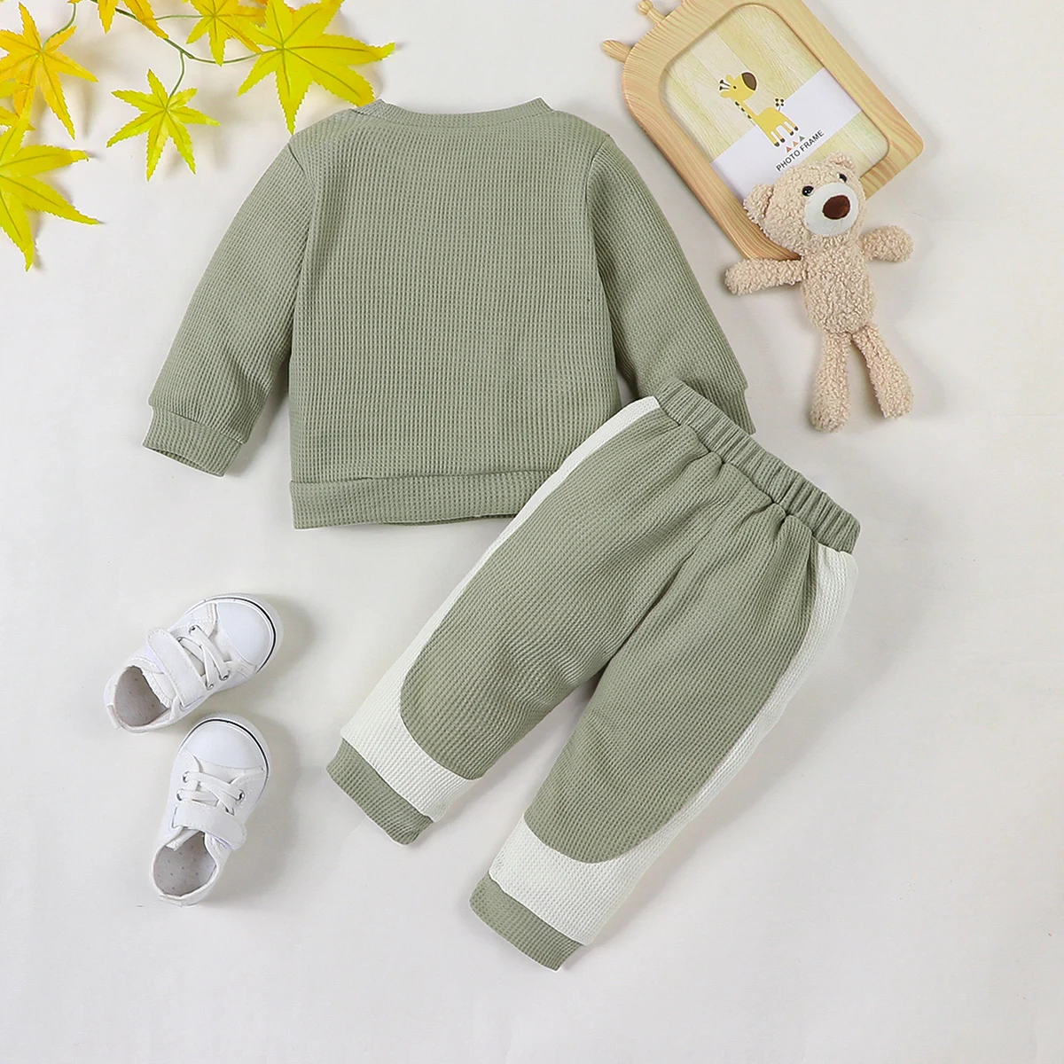 S77916339910942bd911b71da2f029107W