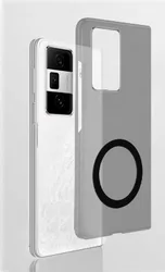 Magnetic Clear Hard Protective Case with MagSafe Charging in Italian is: 